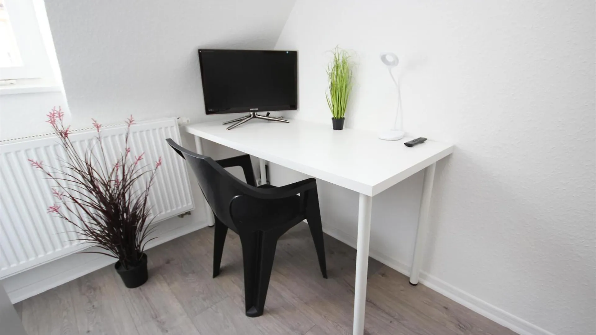Alfa 2 Zimmer Apartment Stuttgart 2Br Tv Wifi Wm Nahe Daimler L Wifi & Smarttv I 2 Rooms L Bathroom I Kitchen Germany