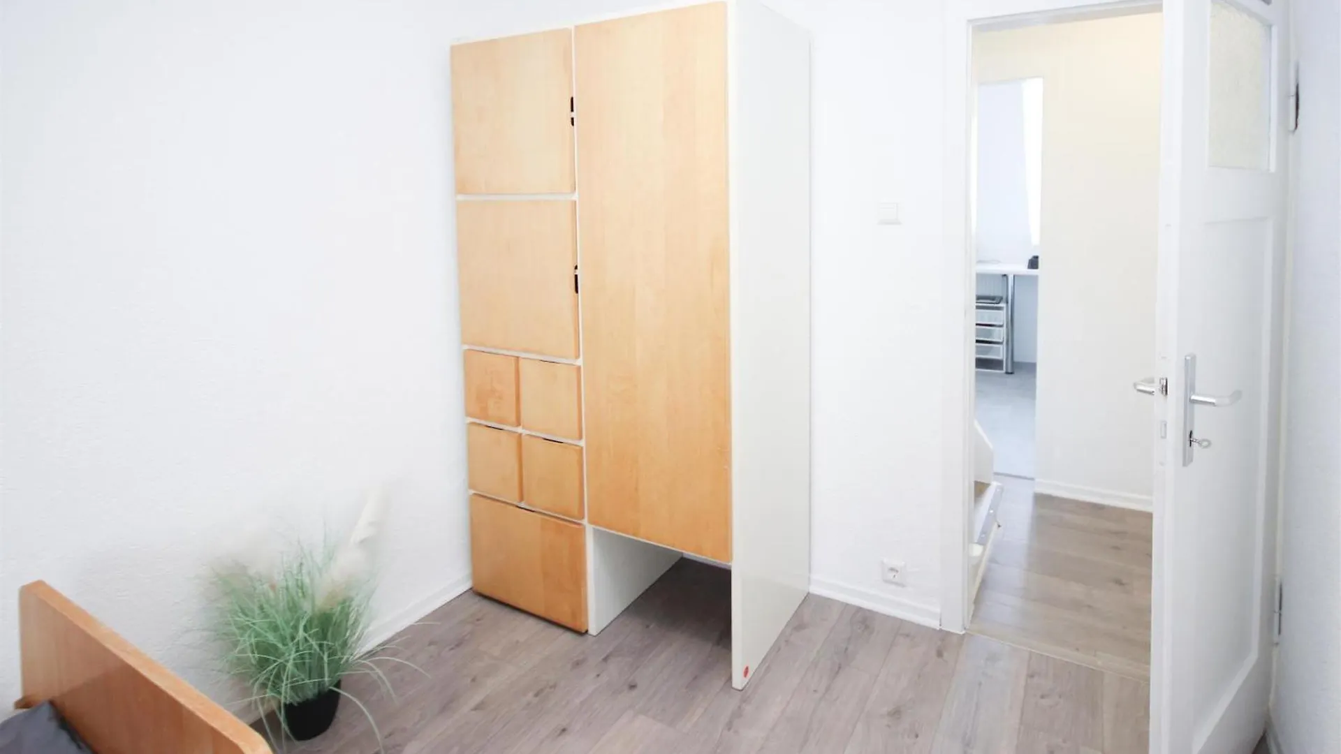 Alfa 2 Zimmer Apartment Stuttgart 2Br Tv Wifi Wm Nahe Daimler L Wifi & Smarttv I 2 Rooms L Bathroom I Kitchen